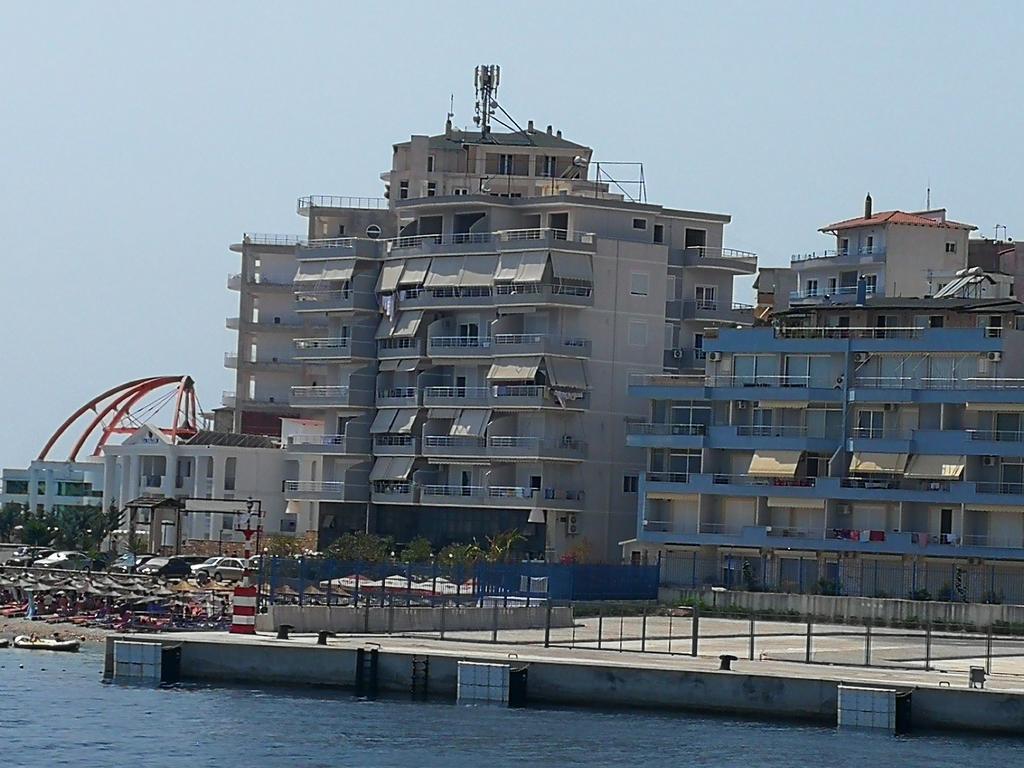 Seaside Apartment Саранда Екстер'єр фото