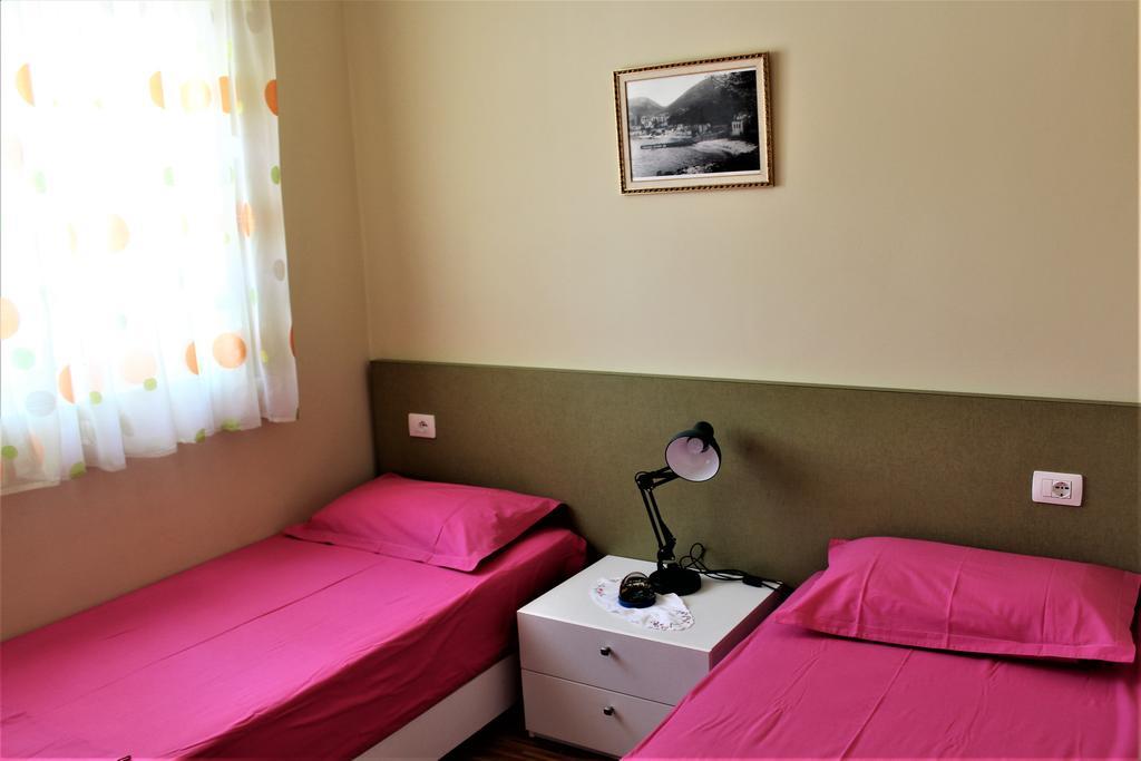 Seaside Apartment Саранда Екстер'єр фото