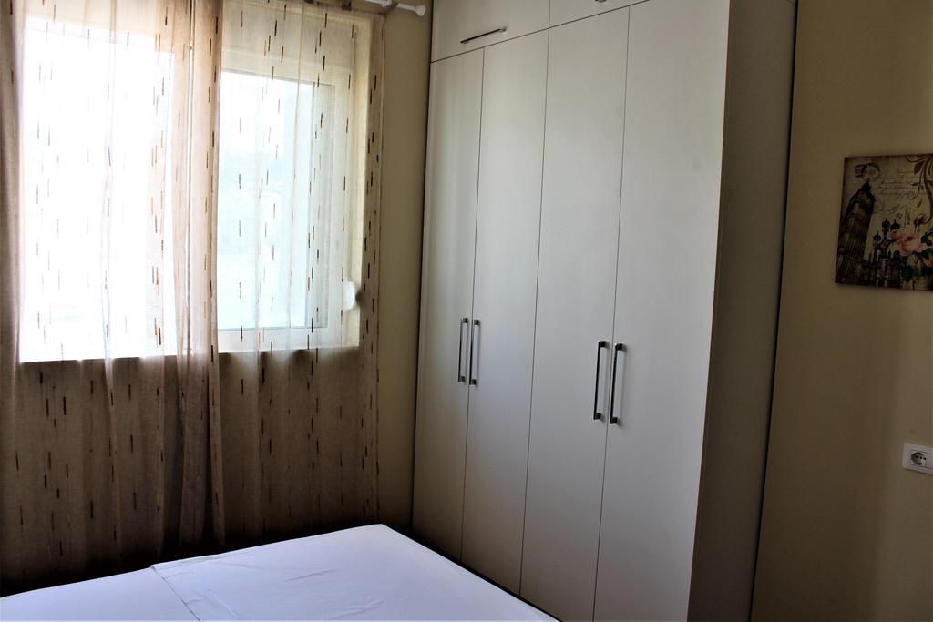 Seaside Apartment Саранда Екстер'єр фото